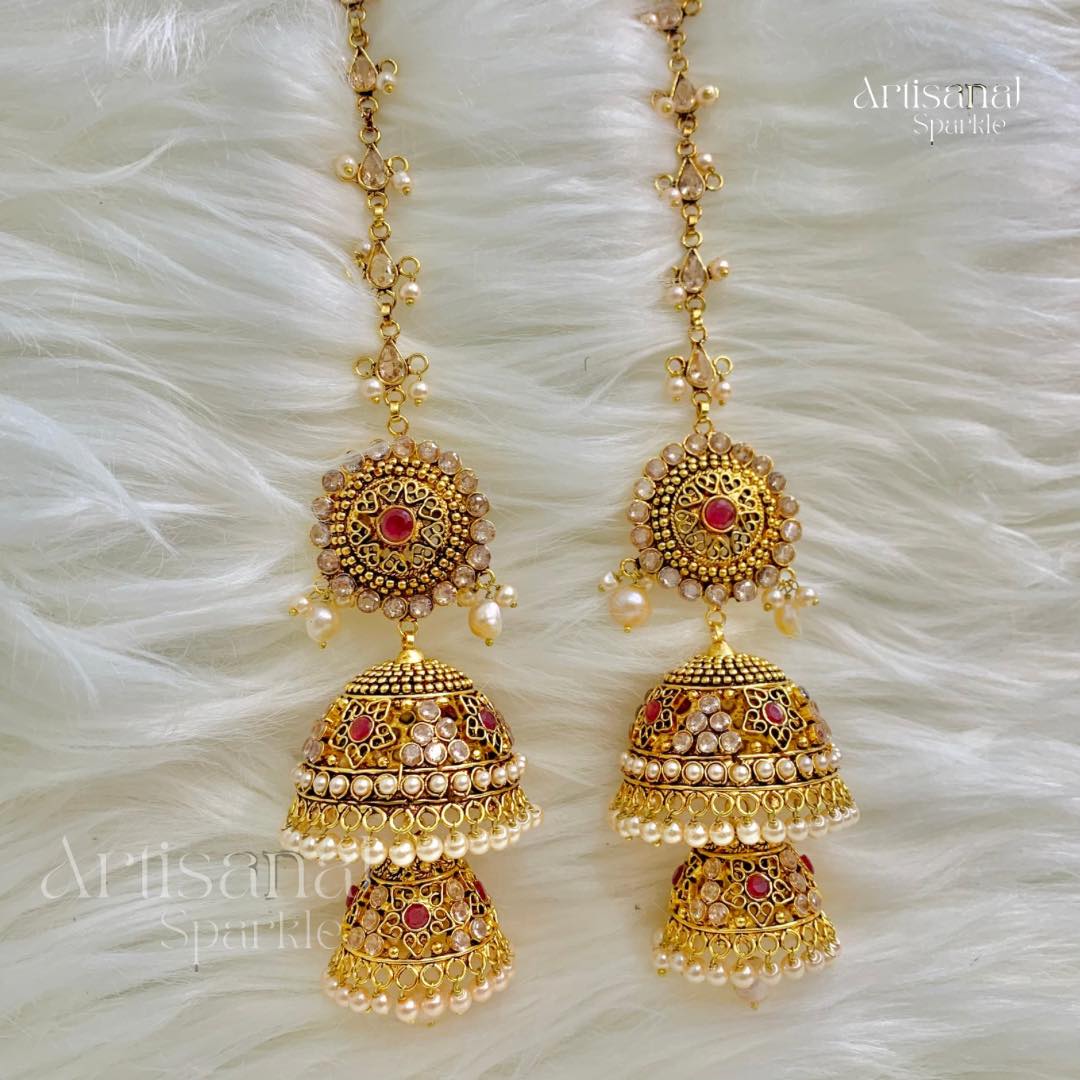 Zoya Jhumka